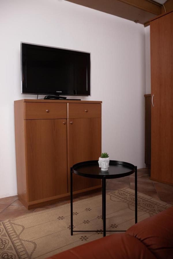 Apartma-Studio Ajdna Zirovnica Zewnętrze zdjęcie